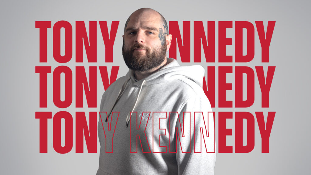 Artista Patrocinado del Mes - Tony Kennedy