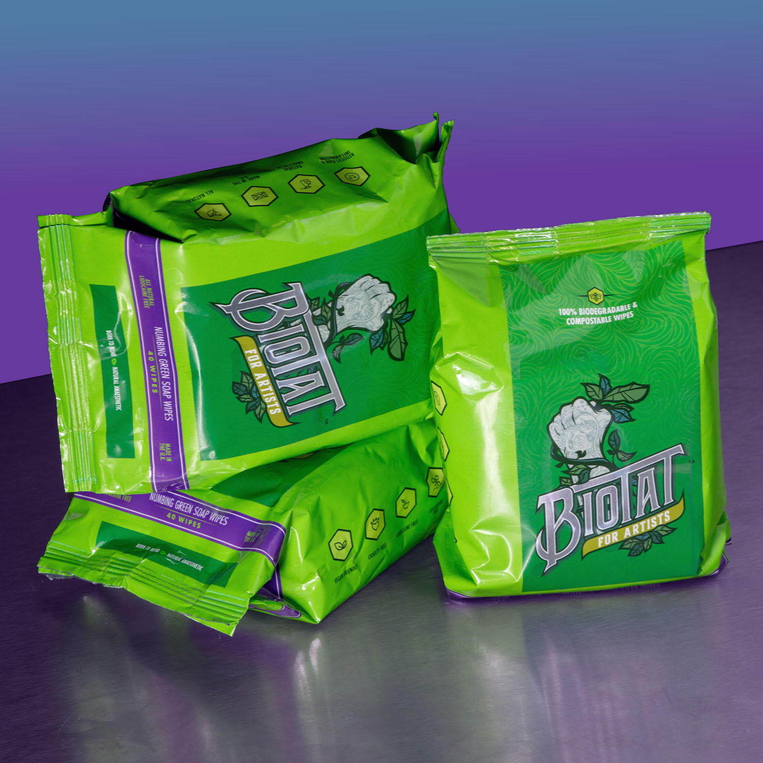 Primer plano de las toallitas de jabón verde anestésico Biotat